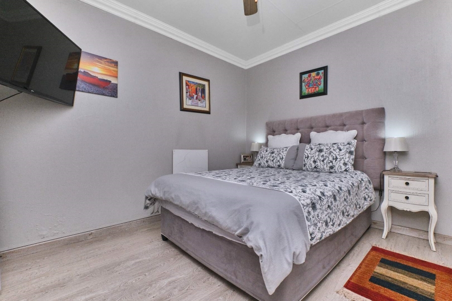 2 Bedroom Property for Sale in Wilgeheuwel Gauteng
