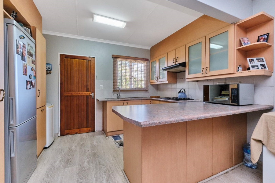 2 Bedroom Property for Sale in Wilgeheuwel Gauteng