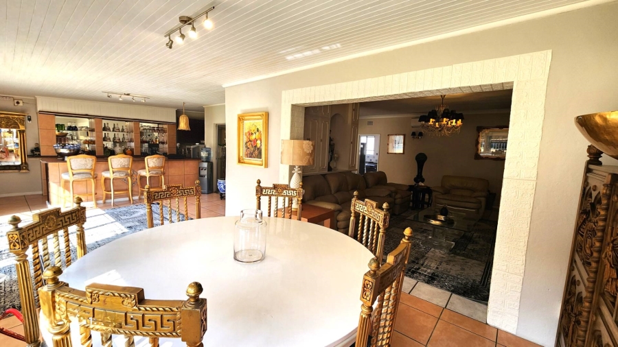 8 Bedroom Property for Sale in Victory Park Gauteng