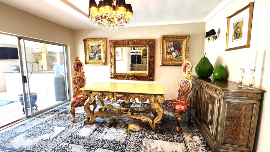 8 Bedroom Property for Sale in Victory Park Gauteng