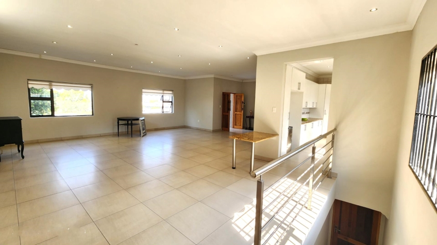 8 Bedroom Property for Sale in Victory Park Gauteng