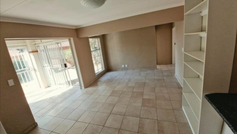 2 Bedroom Property for Sale in Carlswald Gauteng