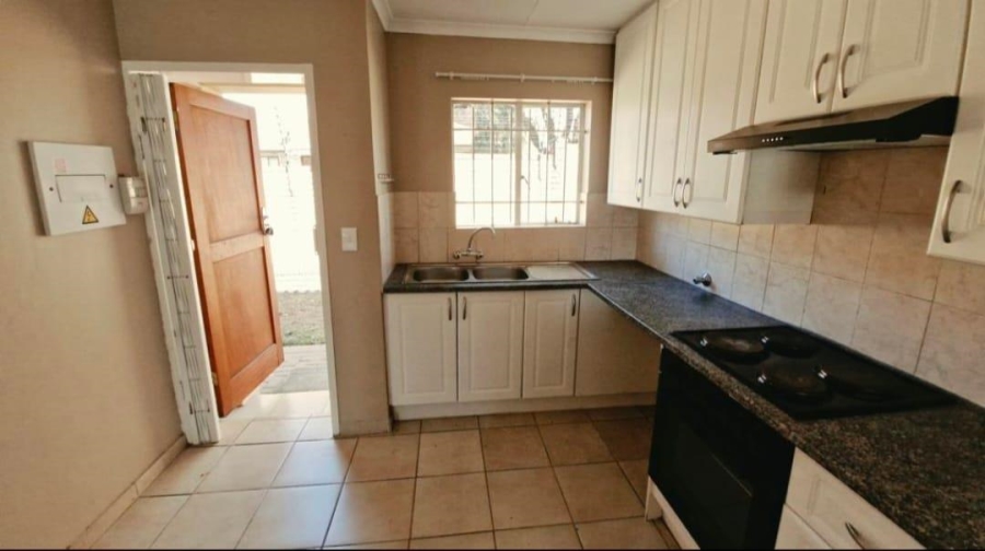 2 Bedroom Property for Sale in Carlswald Gauteng