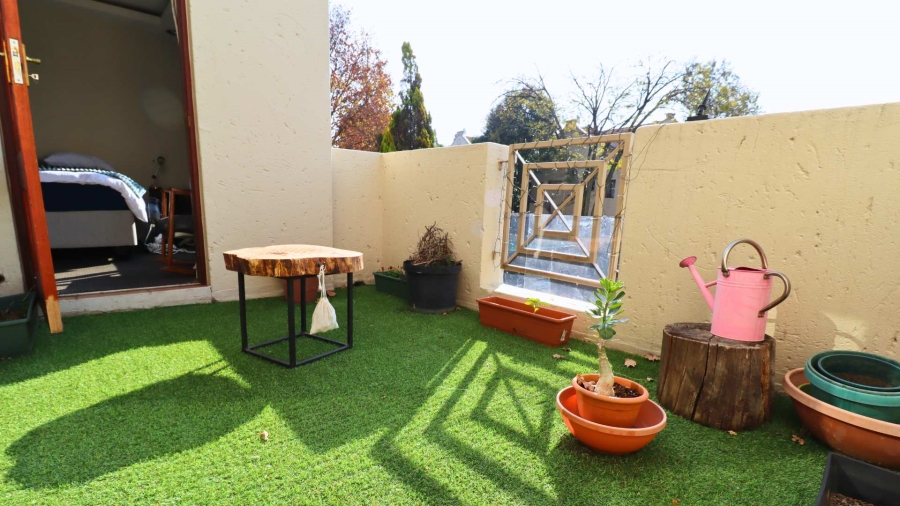 2 Bedroom Property for Sale in Melrose Estate Gauteng