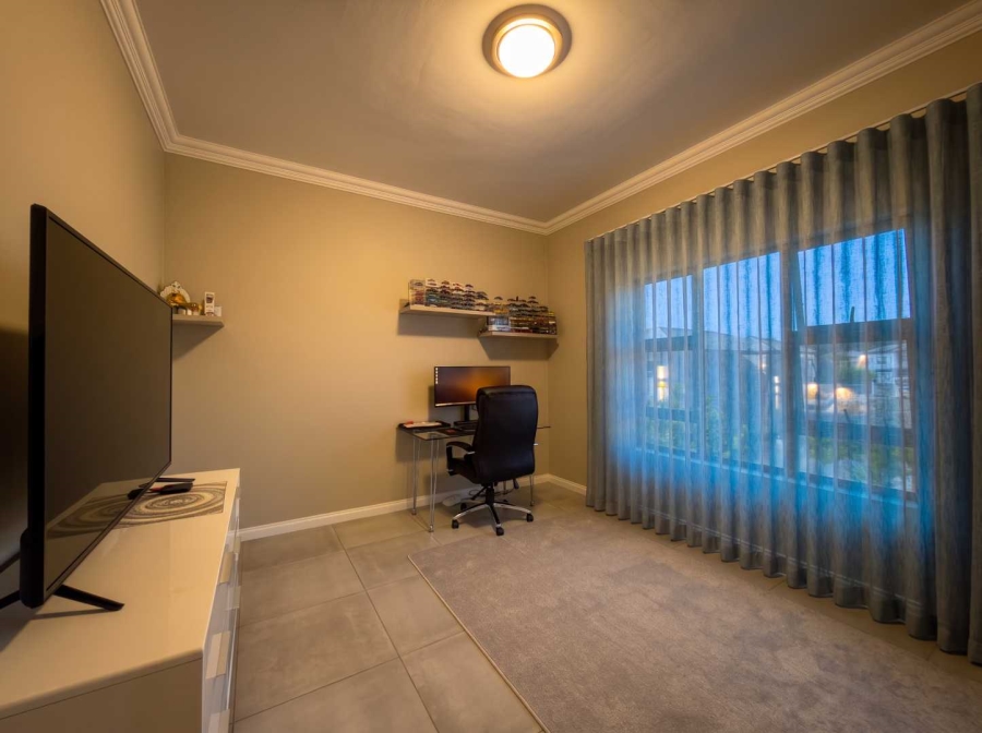 3 Bedroom Property for Sale in Eye of Africa Gauteng