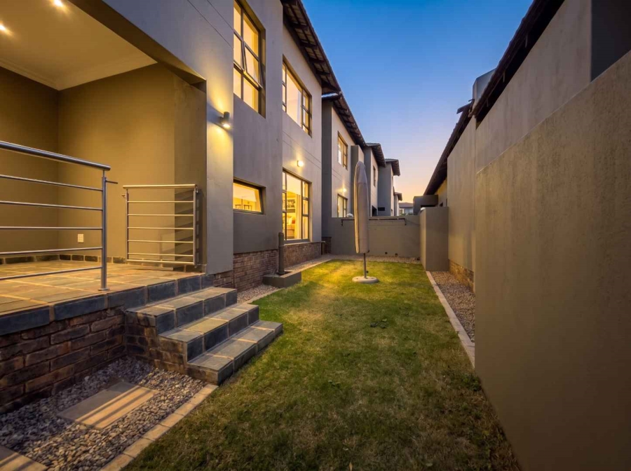 3 Bedroom Property for Sale in Eye of Africa Gauteng