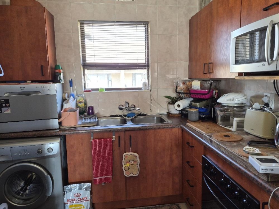 2 Bedroom Property for Sale in Parkrand Gauteng