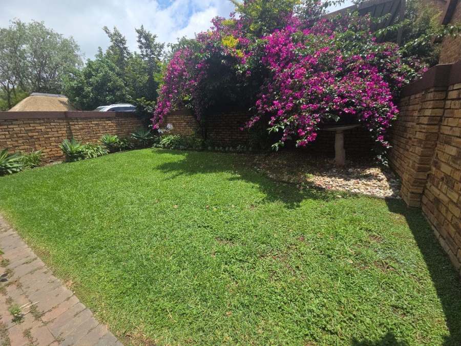 To Let 2 Bedroom Property for Rent in Wilgeheuwel Gauteng