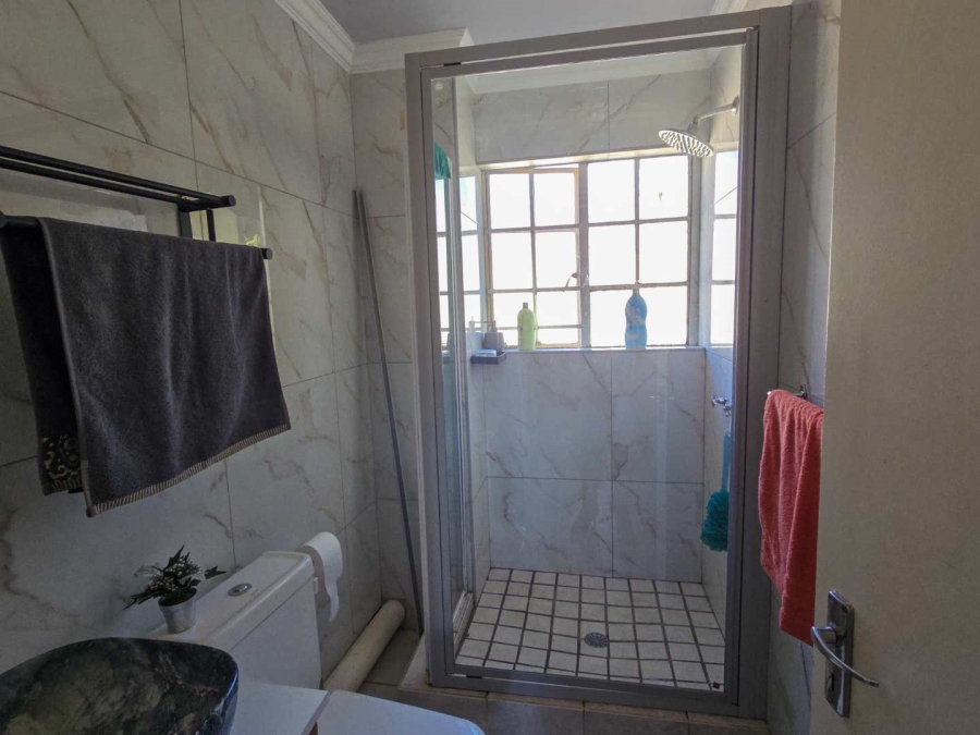 3 Bedroom Property for Sale in Annlin Gauteng