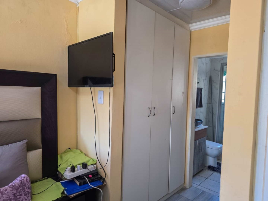 3 Bedroom Property for Sale in Annlin Gauteng
