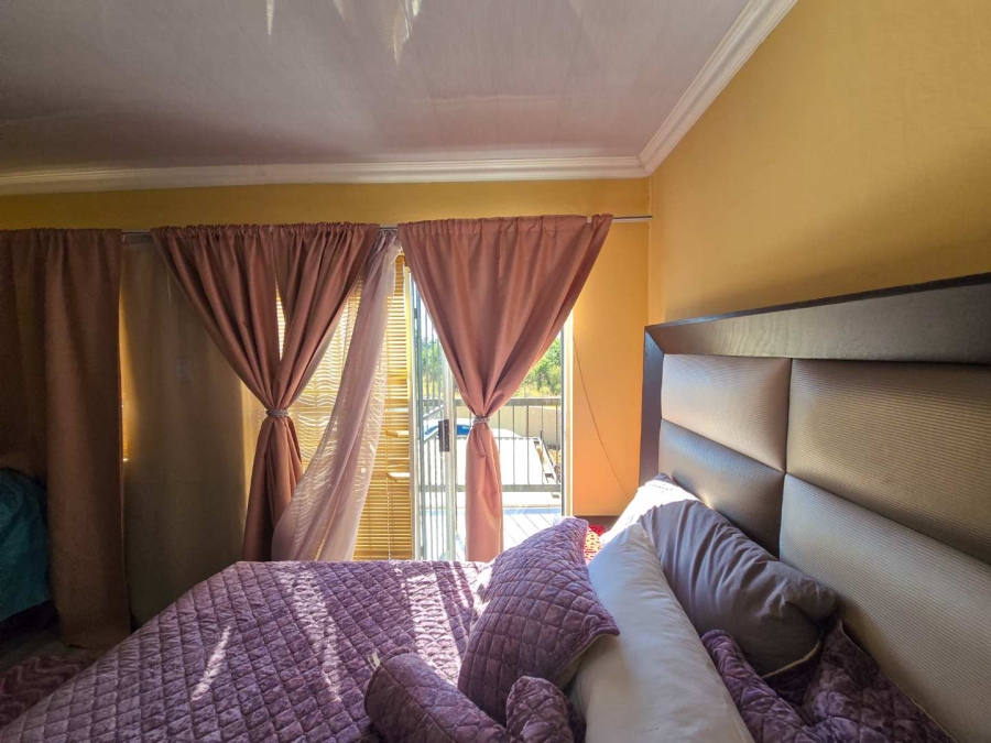 3 Bedroom Property for Sale in Annlin Gauteng