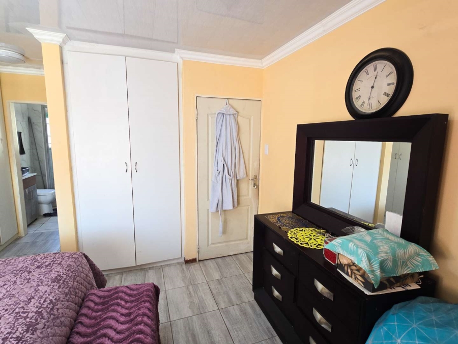 3 Bedroom Property for Sale in Annlin Gauteng