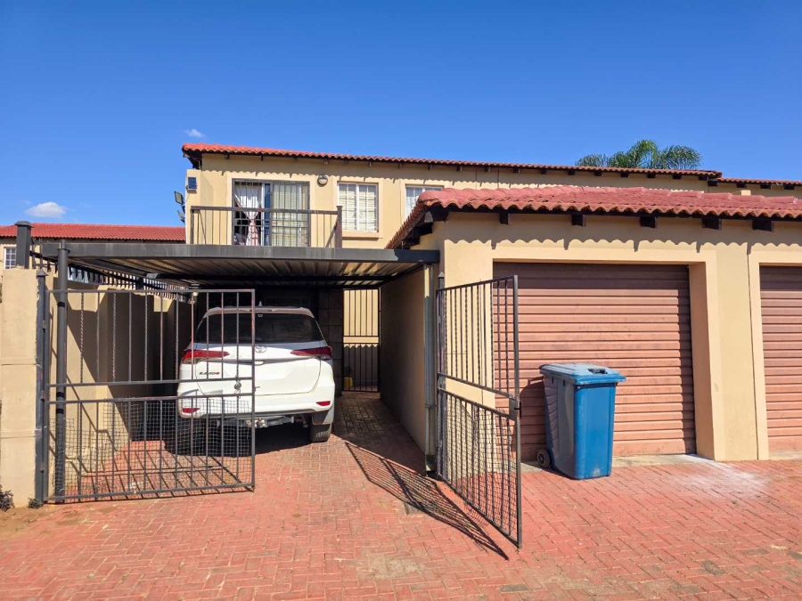 3 Bedroom Property for Sale in Annlin Gauteng