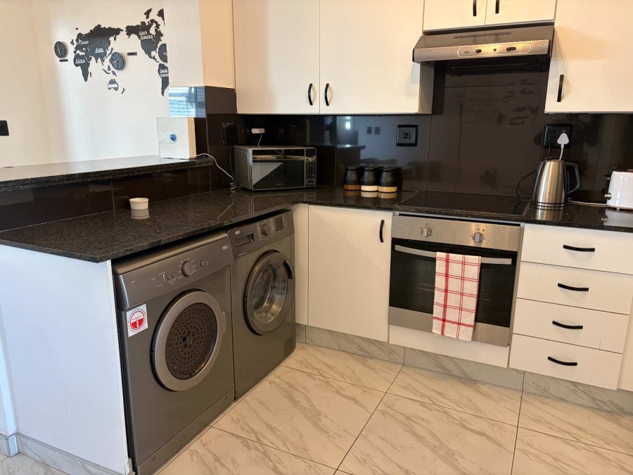 To Let 1 Bedroom Property for Rent in Sandown Gauteng