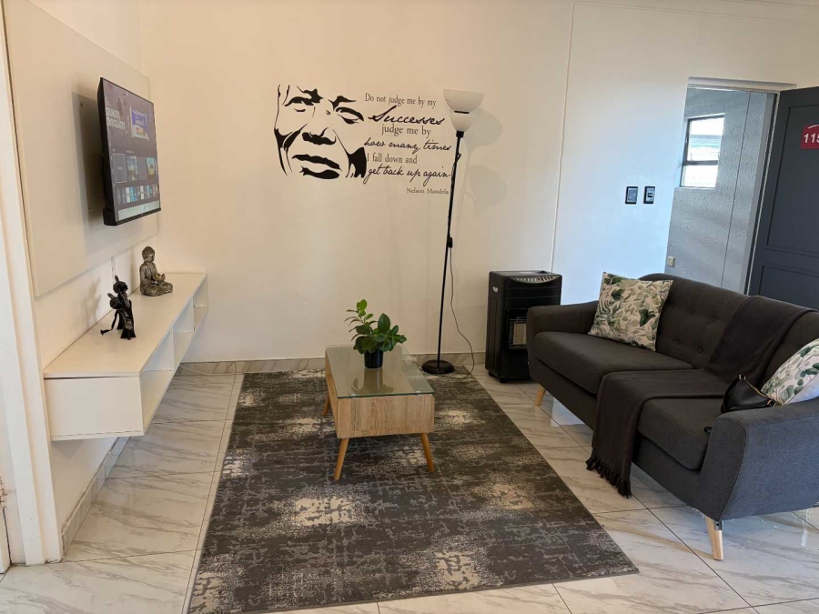 To Let 1 Bedroom Property for Rent in Sandown Gauteng