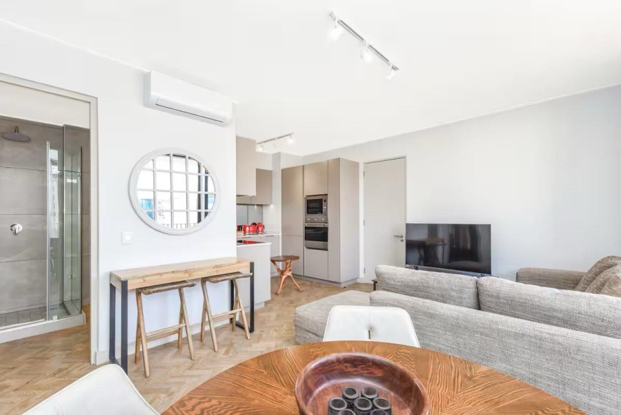 To Let 2 Bedroom Property for Rent in Rosebank Gauteng