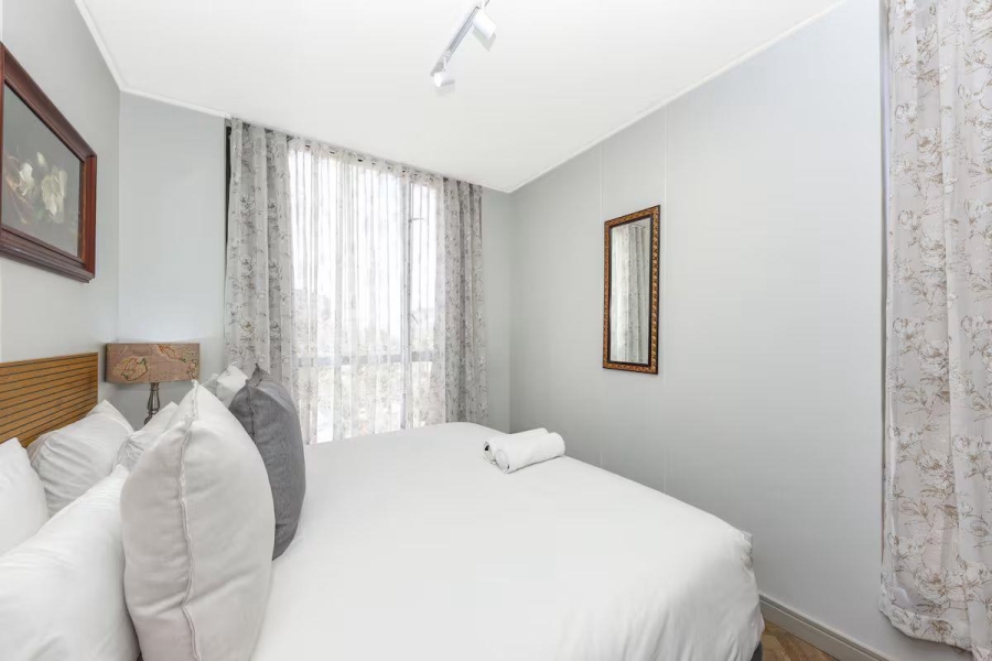 To Let 2 Bedroom Property for Rent in Rosebank Gauteng