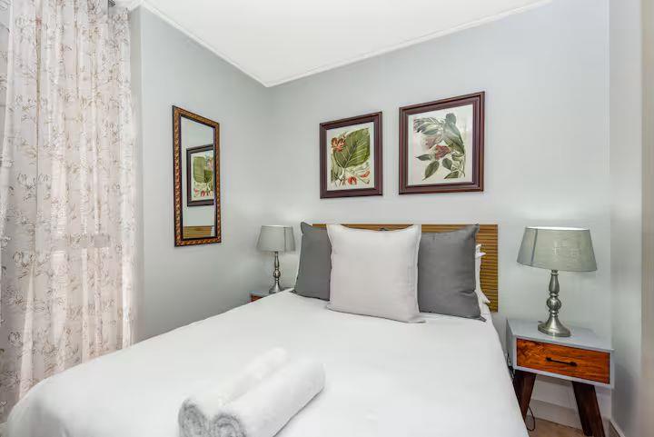 To Let 2 Bedroom Property for Rent in Rosebank Gauteng
