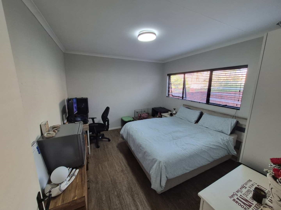 To Let 3 Bedroom Property for Rent in Ferndale Gauteng
