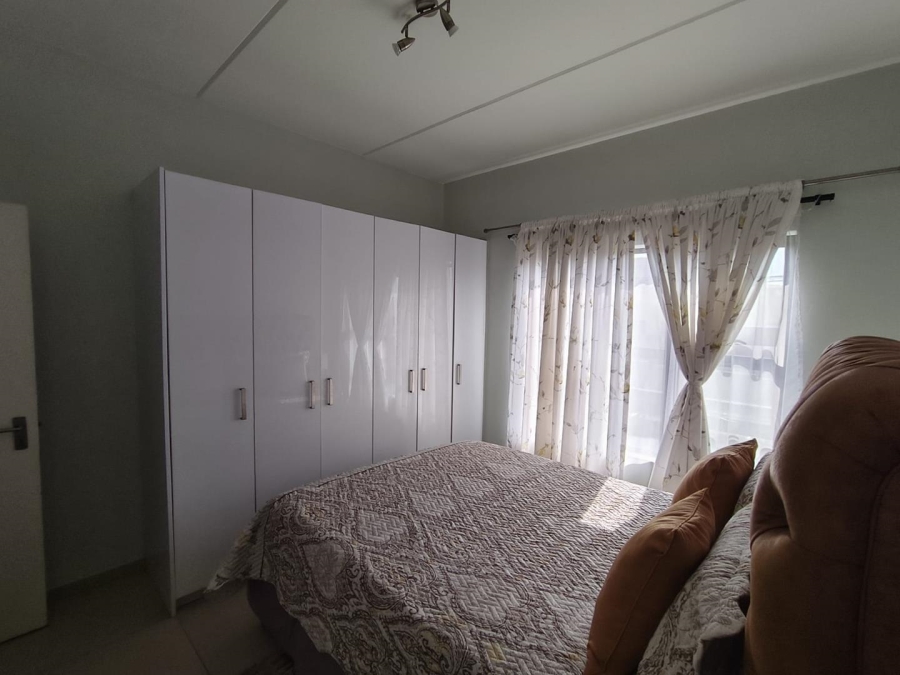 To Let 3 Bedroom Property for Rent in North Riding Gauteng