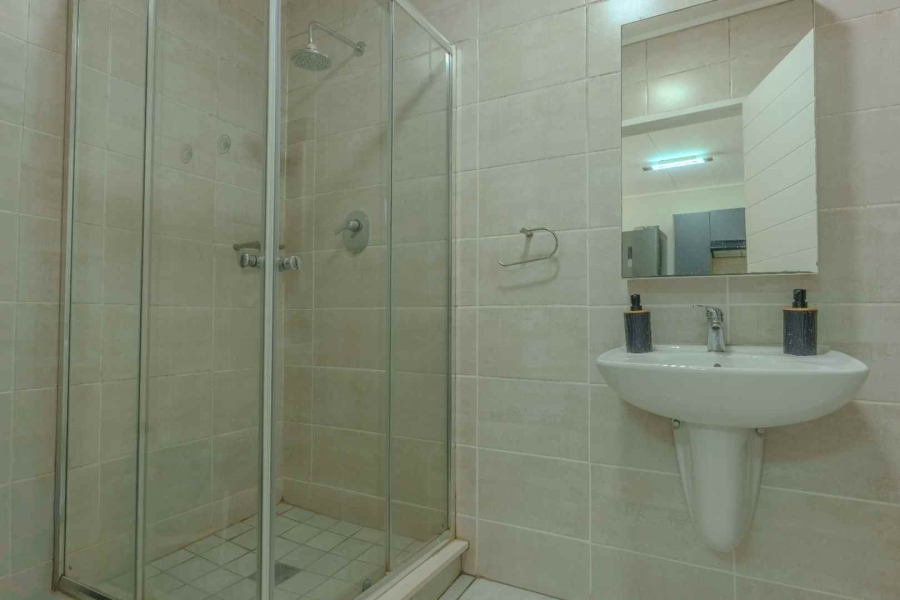 1 Bedroom Property for Sale in Linbro Park Gauteng