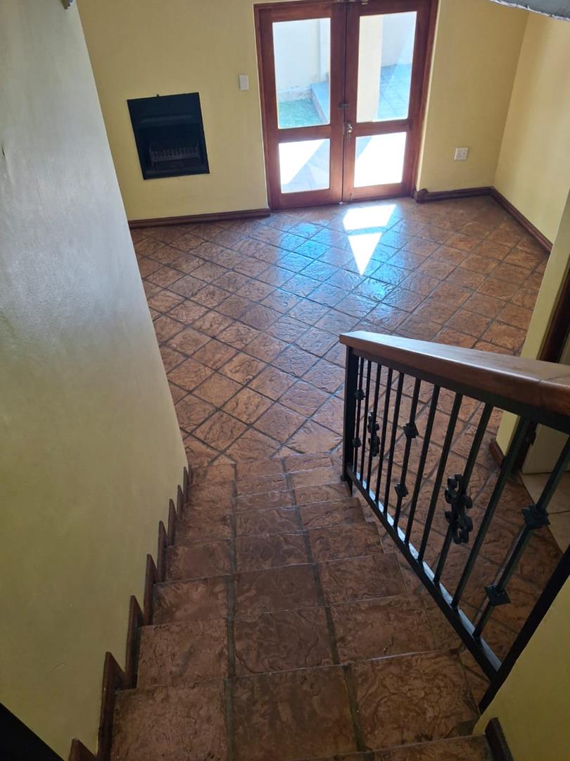 3 Bedroom Property for Sale in Faerie Glen Gauteng