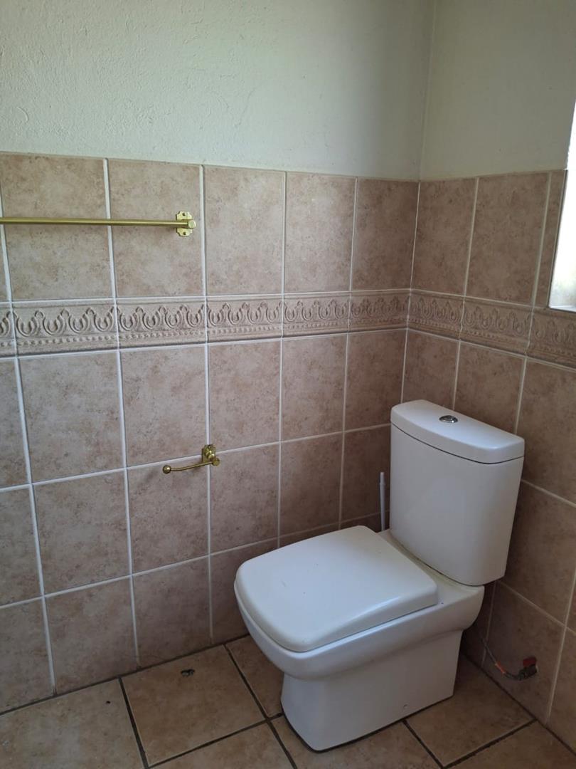 3 Bedroom Property for Sale in Faerie Glen Gauteng