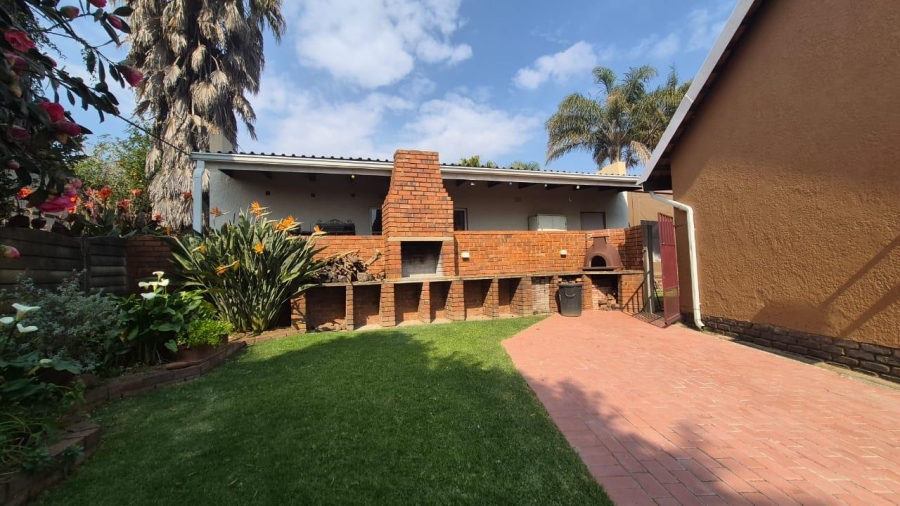 4 Bedroom Property for Sale in Norkem Park Gauteng