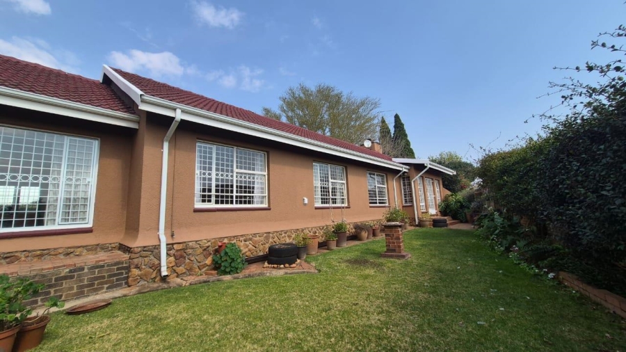 4 Bedroom Property for Sale in Norkem Park Gauteng