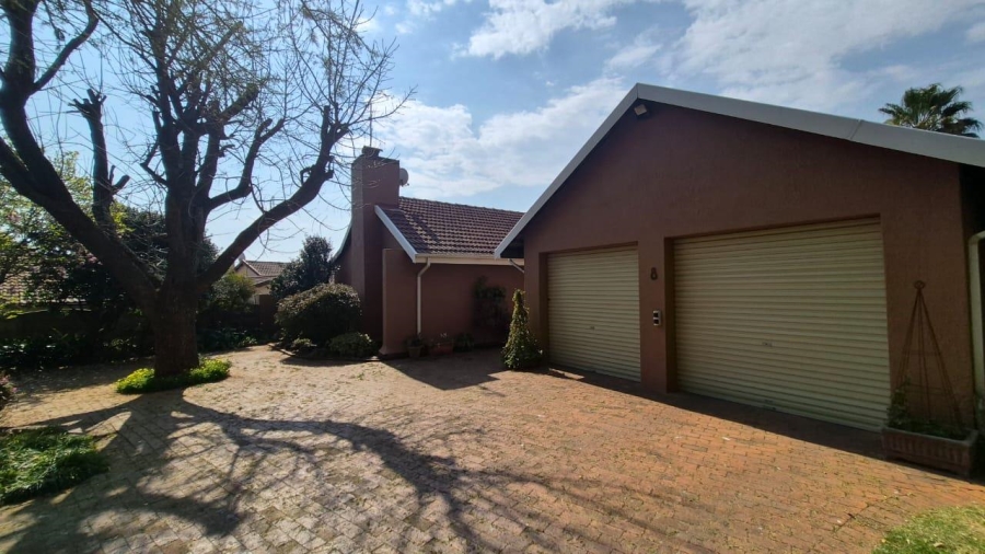4 Bedroom Property for Sale in Norkem Park Gauteng