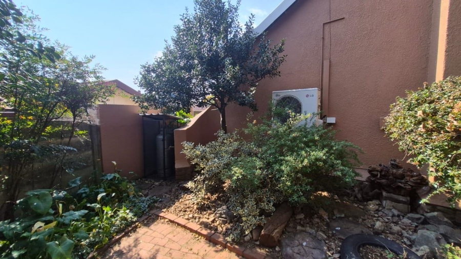 4 Bedroom Property for Sale in Norkem Park Gauteng