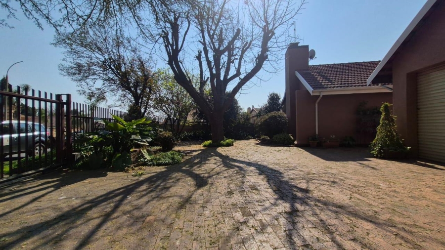 4 Bedroom Property for Sale in Norkem Park Gauteng