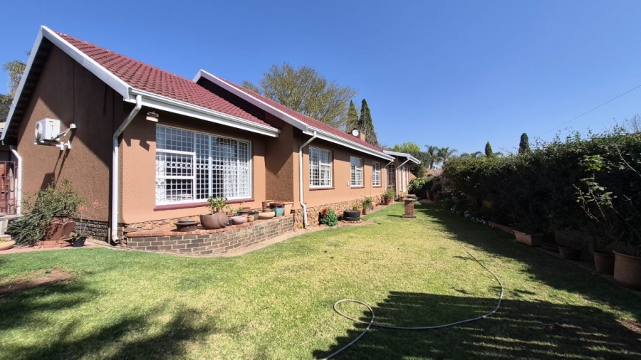 4 Bedroom Property for Sale in Norkem Park Gauteng