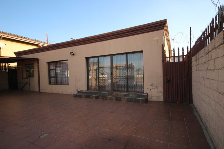 3 Bedroom Property for Sale in Actonville Gauteng
