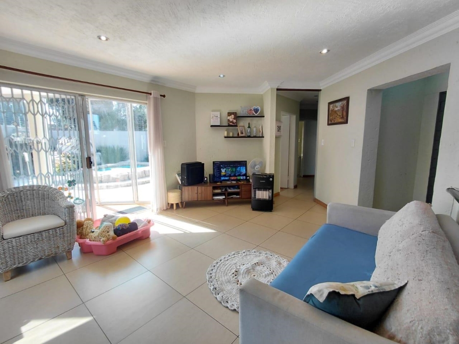 3 Bedroom Property for Sale in Beyerspark Gauteng
