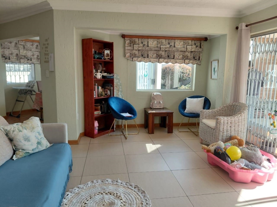 3 Bedroom Property for Sale in Beyerspark Gauteng