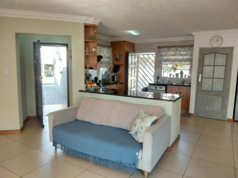 3 Bedroom Property for Sale in Beyerspark Gauteng