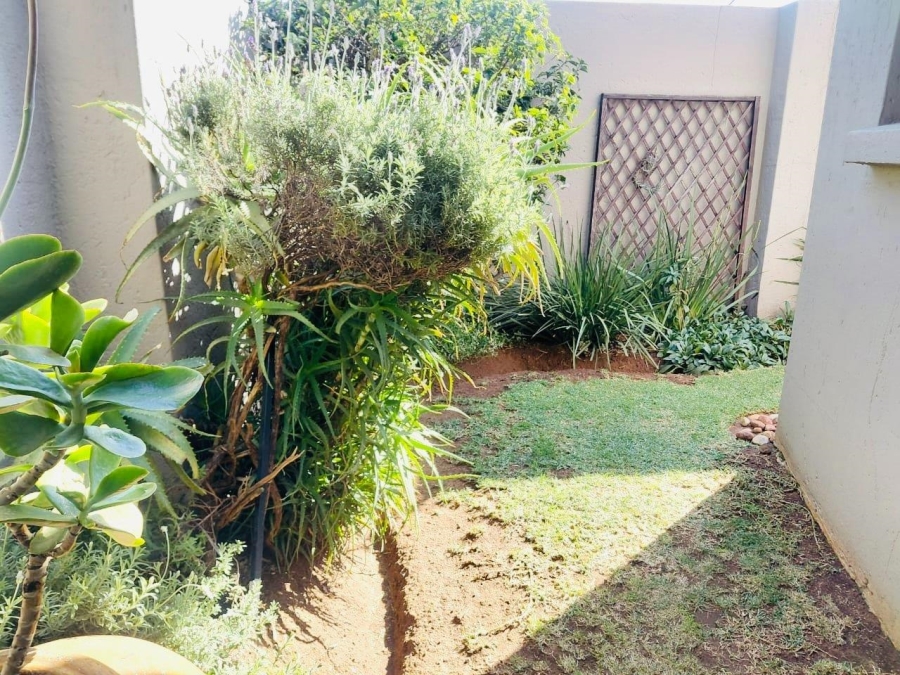 3 Bedroom Property for Sale in Beyerspark Gauteng