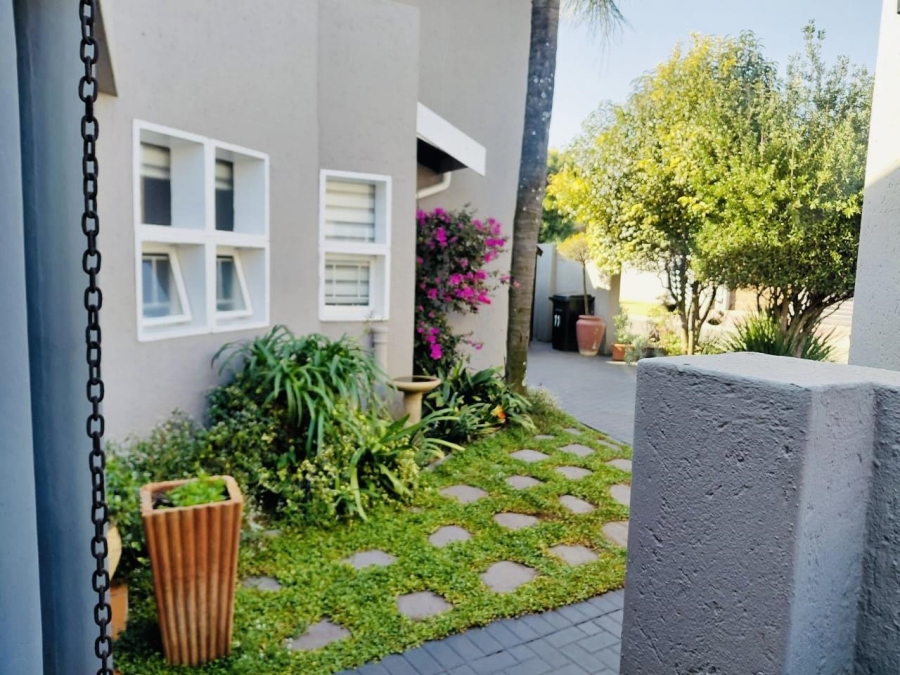 3 Bedroom Property for Sale in Beyerspark Gauteng