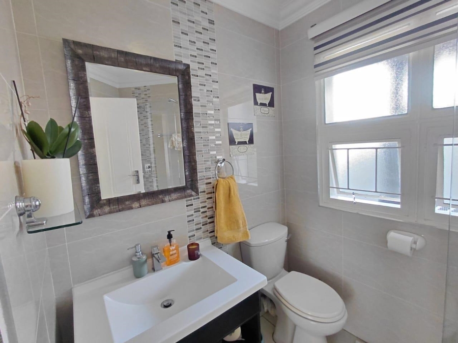 3 Bedroom Property for Sale in Beyerspark Gauteng