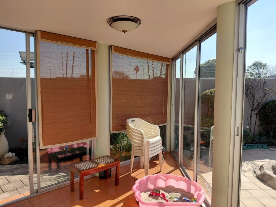 3 Bedroom Property for Sale in Beyerspark Gauteng