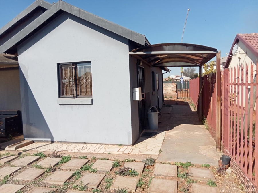 To Let 2 Bedroom Property for Rent in Dawn Park Gauteng