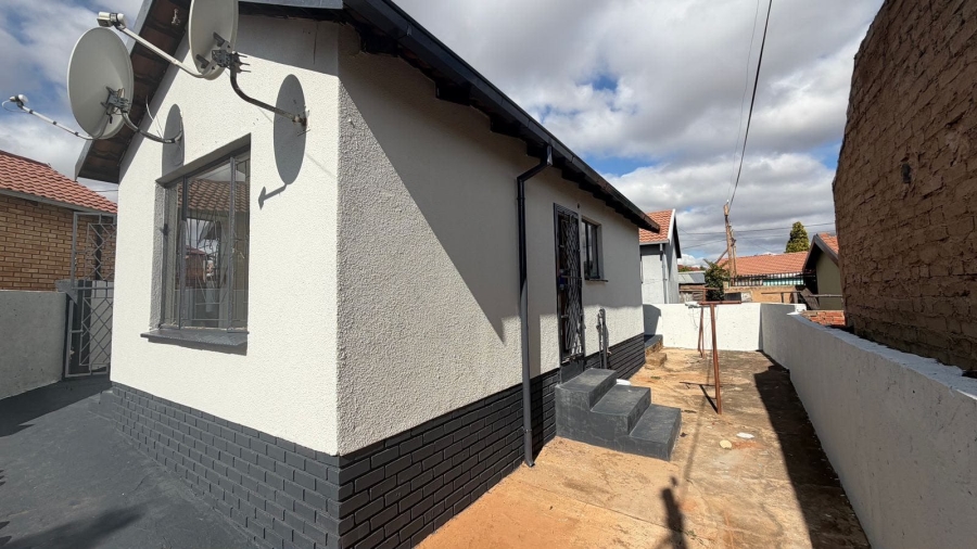 3 Bedroom Property for Sale in Soshanguve M Gauteng