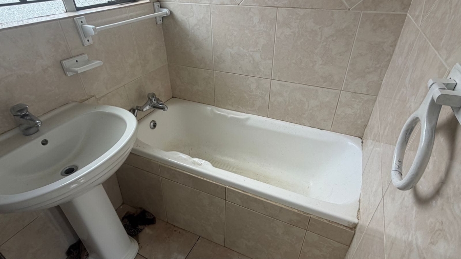 3 Bedroom Property for Sale in Soshanguve M Gauteng
