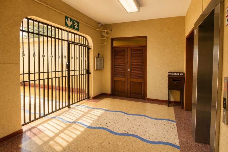 1 Bedroom Property for Sale in Parktown Gauteng
