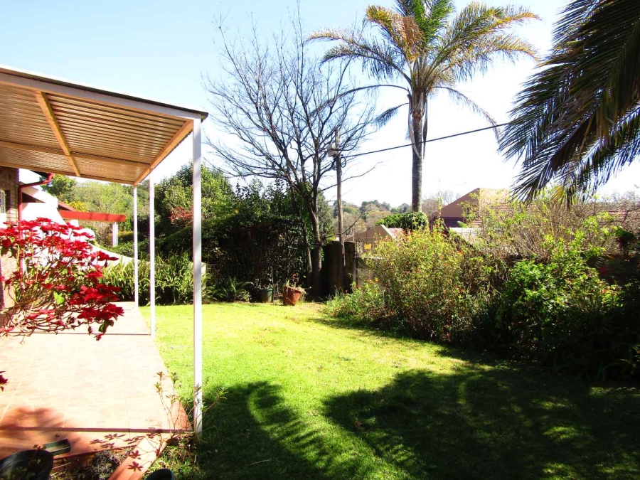 2 Bedroom Property for Sale in Helderkruin Gauteng