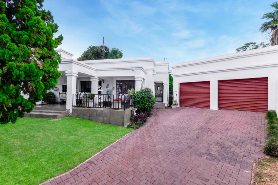 3 Bedroom Property for Sale in Lonehill Gauteng