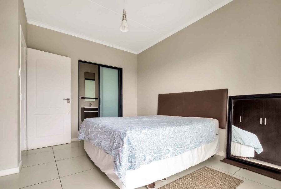 To Let 2 Bedroom Property for Rent in Fourways Gauteng