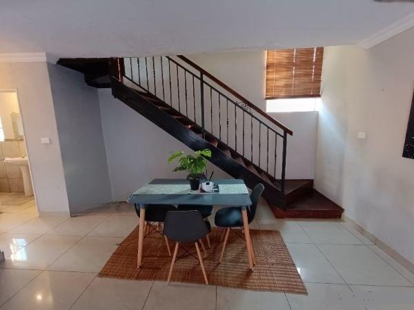 3 Bedroom Property for Sale in Heuwelsig Estate Gauteng