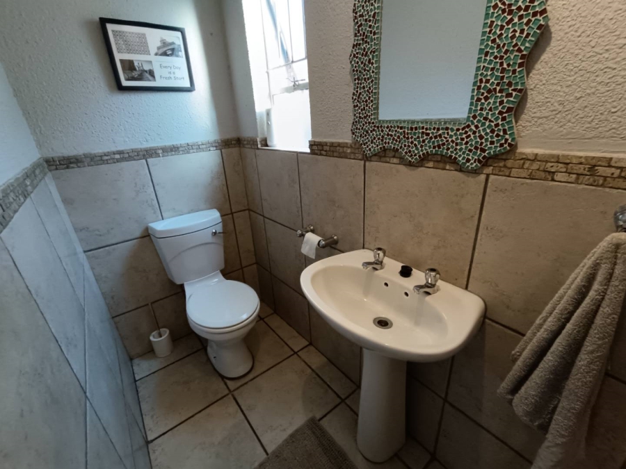 3 Bedroom Property for Sale in Heuwelsig Estate Gauteng
